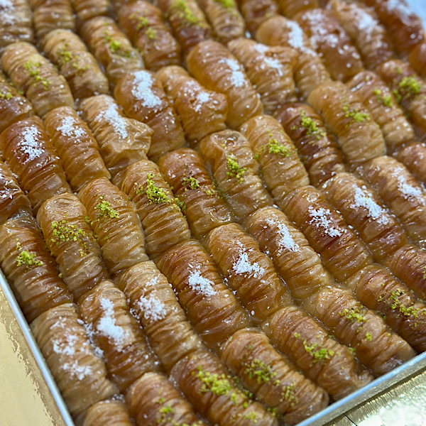 لوگو باقلوا